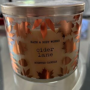 Bath & Body Works Cider Lane